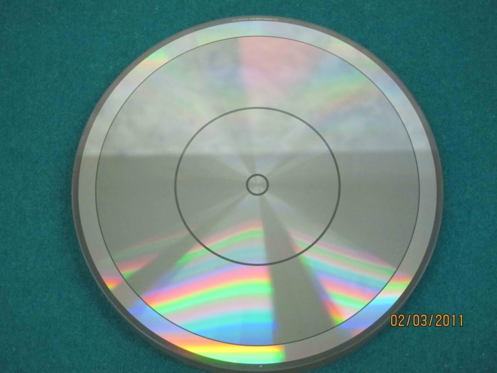 Голограмма на кварцевом оптическом стекле. Источник: Руслан Шиманский